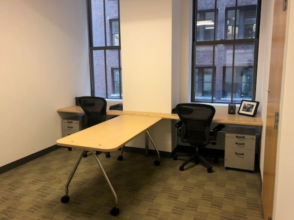 Quest Workspaces 48 Wall