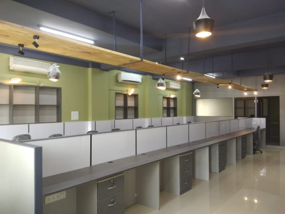 Plug n Play Coworking Space- Bengaluru