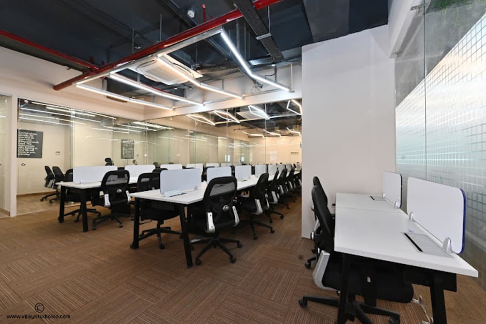 Incuspaze Coworking Rohtas Summit- Lucknow