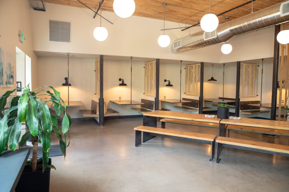 Embark 2843 NW Lolo Dr