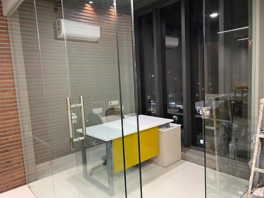 BIZZI.B Premium Coworking- Indore