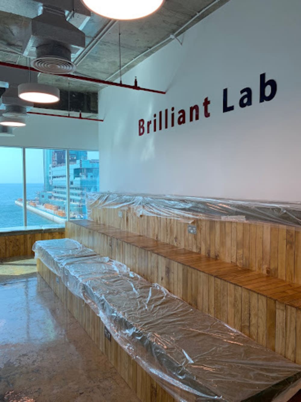 Brilliant Lab
