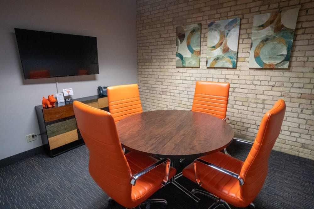 OffiCenters at International Plaza Bloomington