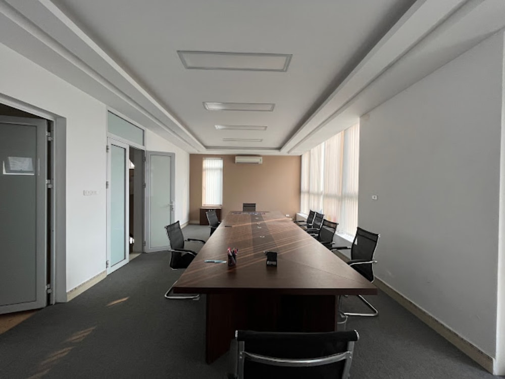 Level Coworking Space