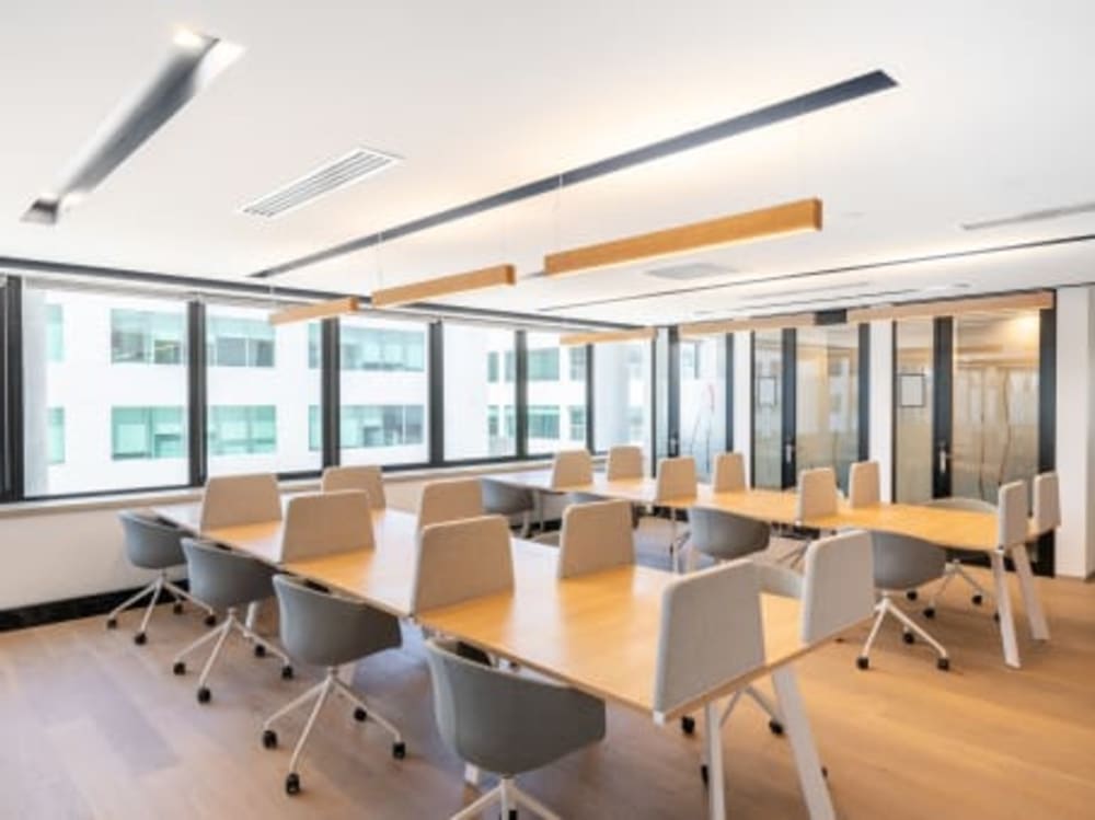 Regus 15 Moore Street Canberra