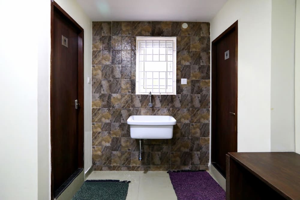 Square Space Business Centre