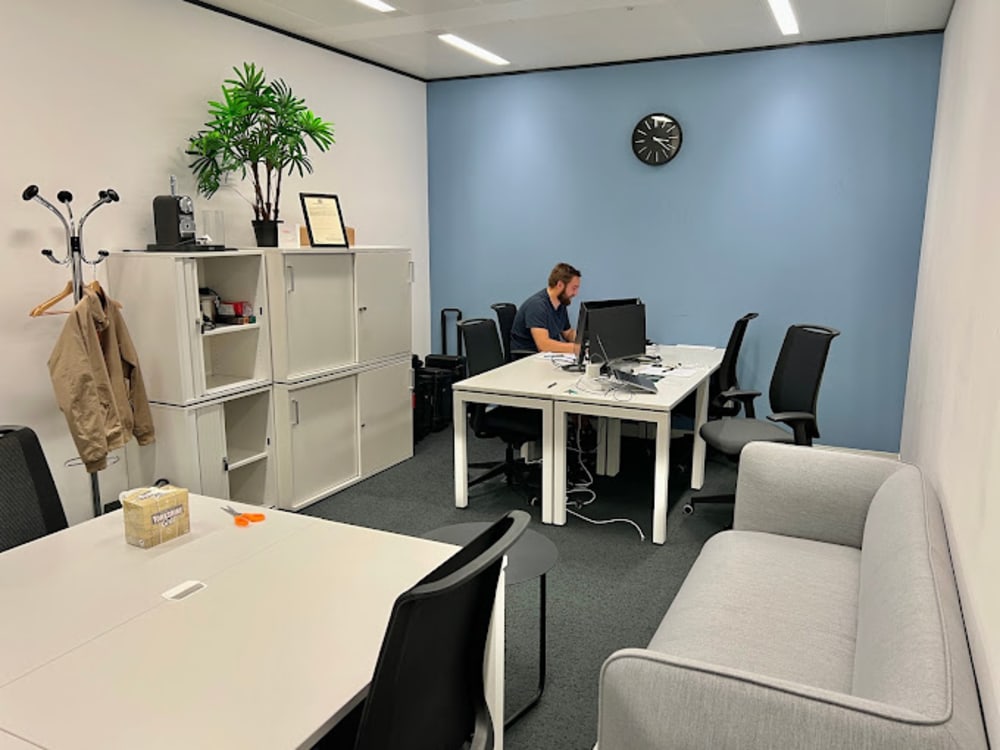 Regus Bridge The News Building London