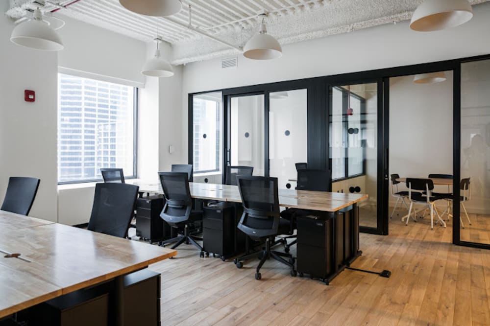 WeWork 222 Riverside Plaza