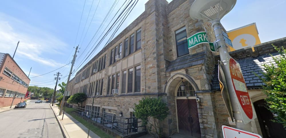 The Den Benninghaus Rd