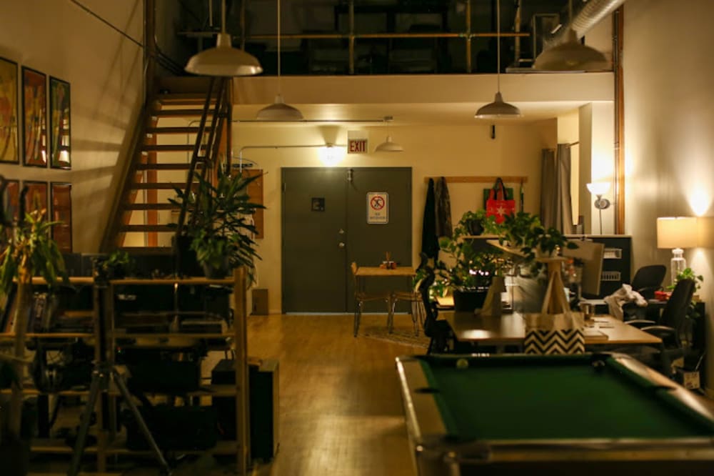 Side By Side Ravenswood Ave