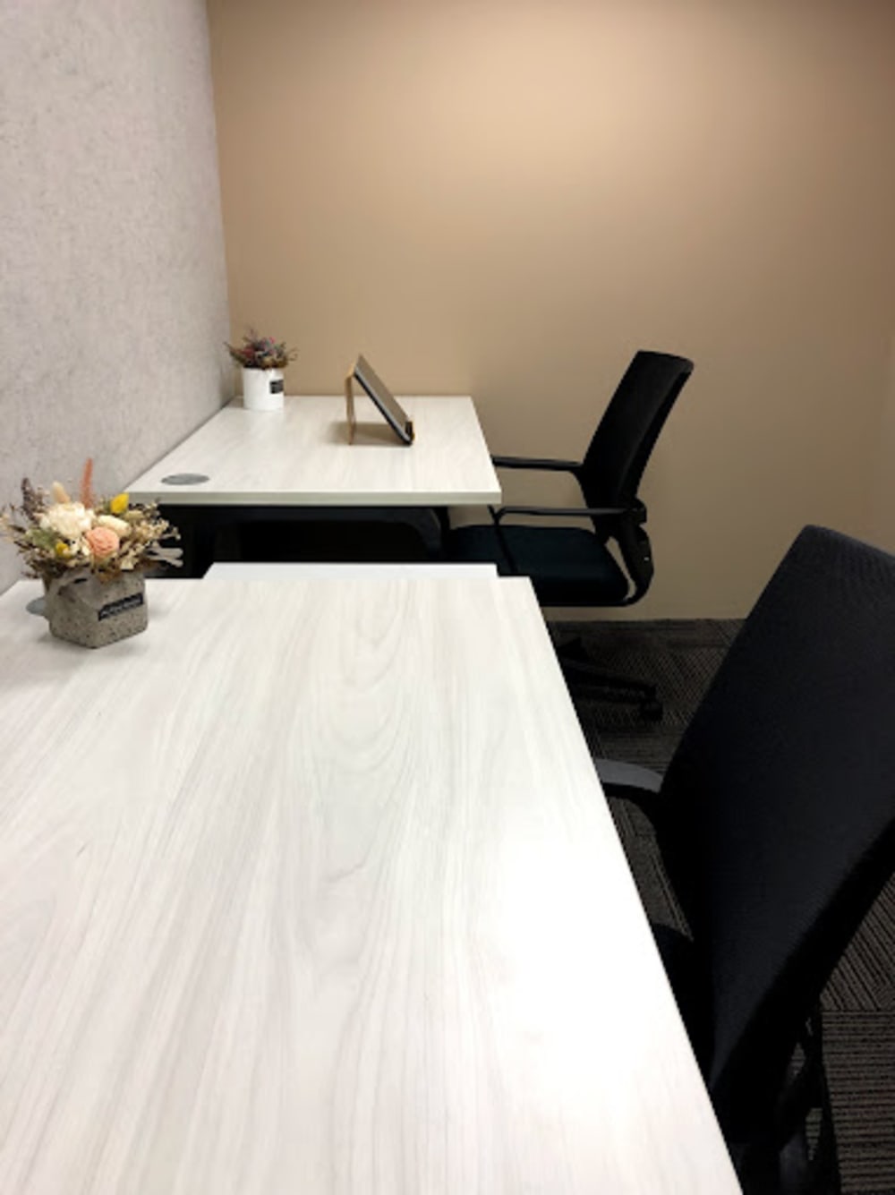 access business center Taipei