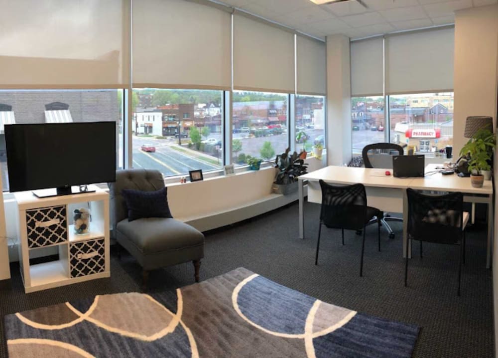 Workspace on 3 Warren-Mnkato