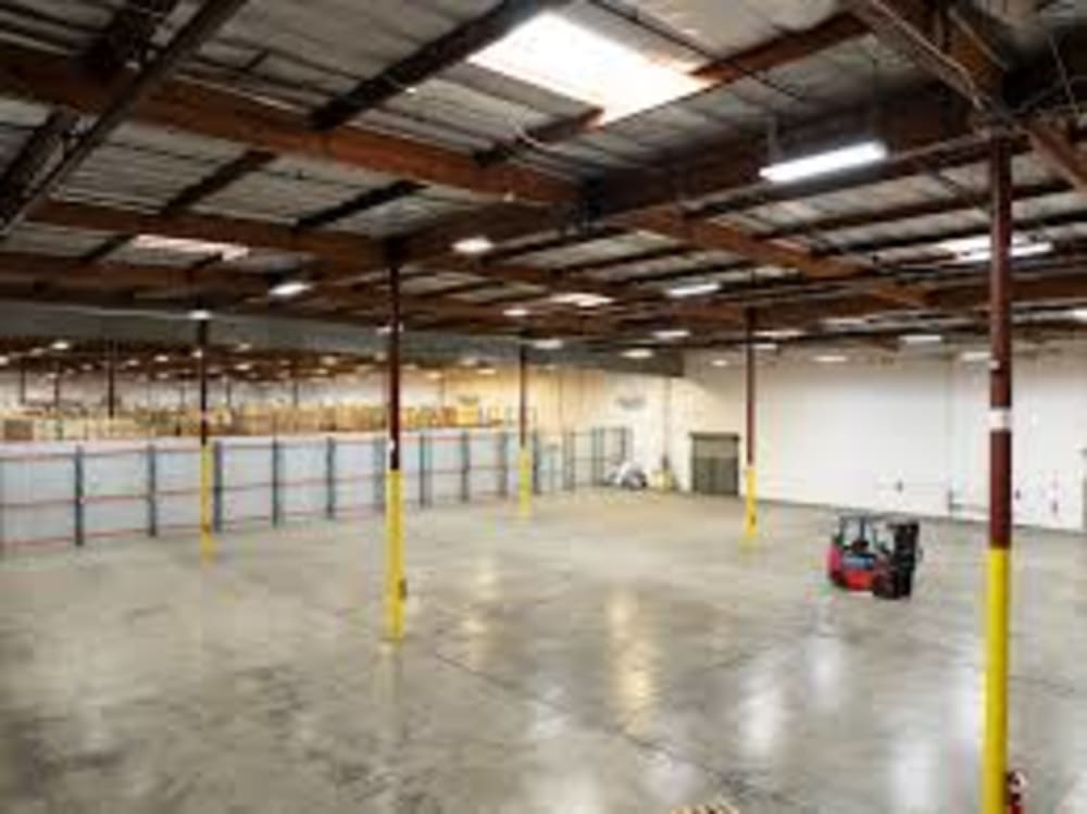 Cubework Red Bud Ave