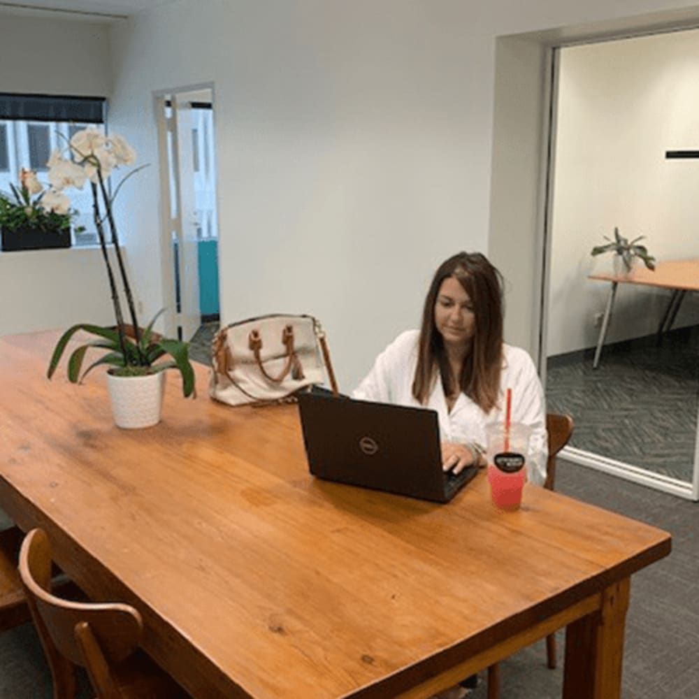 Connect Hub Indigo Plaza