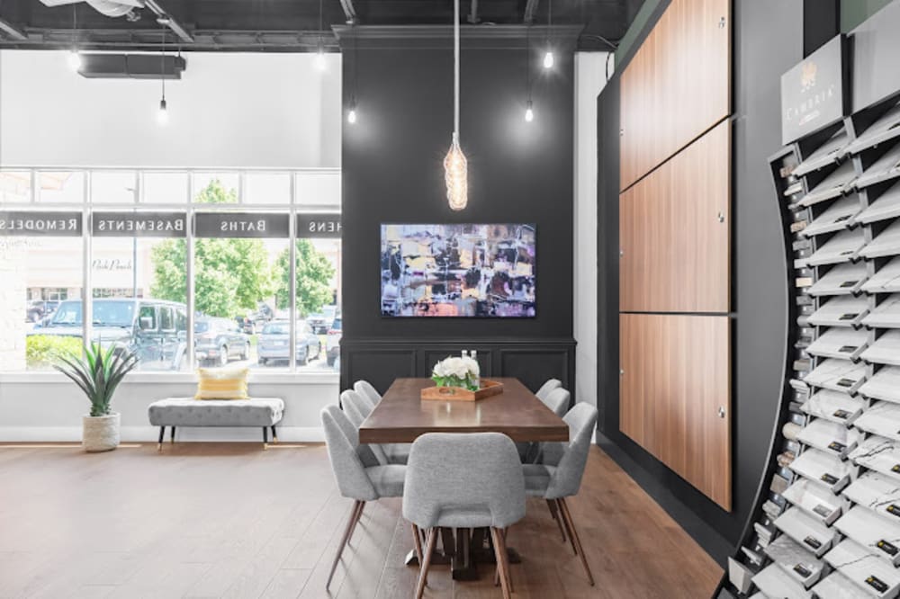 Crossroads Commerce-Woodbury