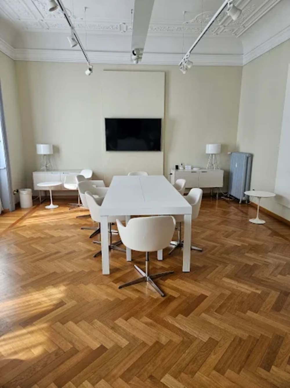 Executive Service- Milan