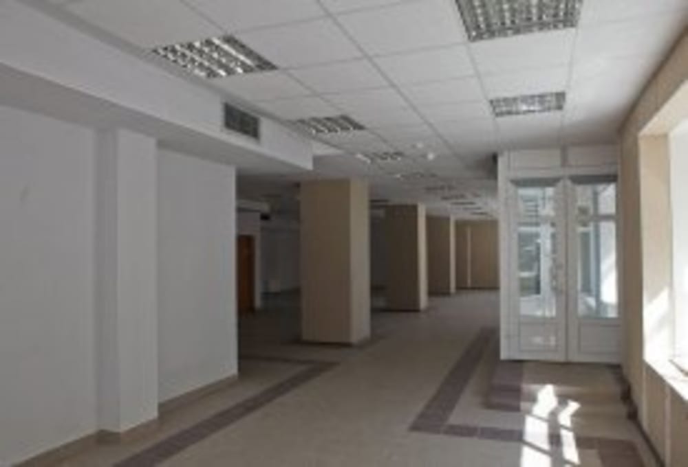 Bizne Tsentr Na Tsvetnom