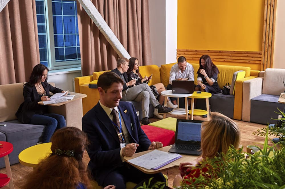 Free People Coworking