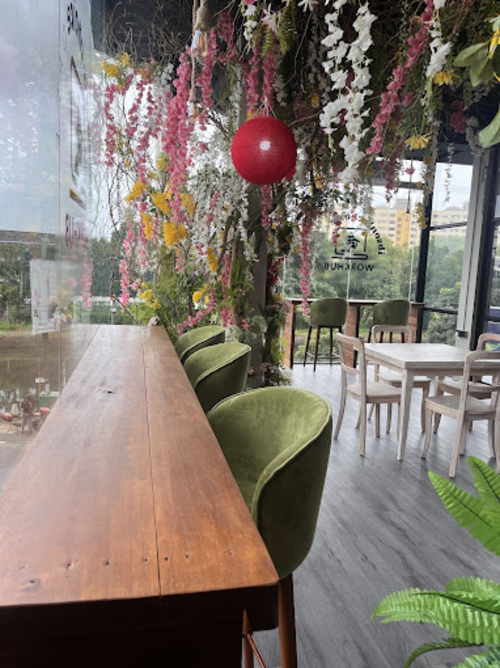 IBSONS CHOICE WORKHUB