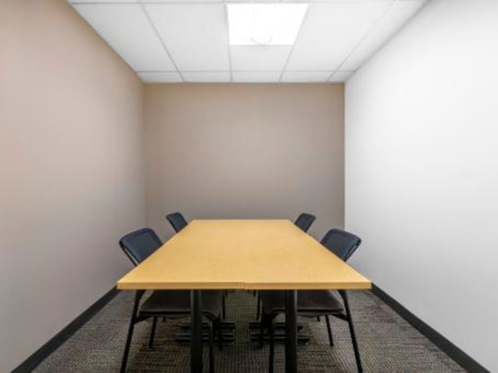 Regus International Plaza