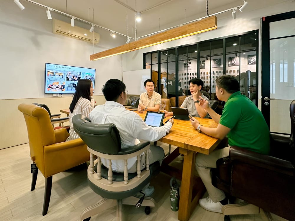 Lasunya comfort dining