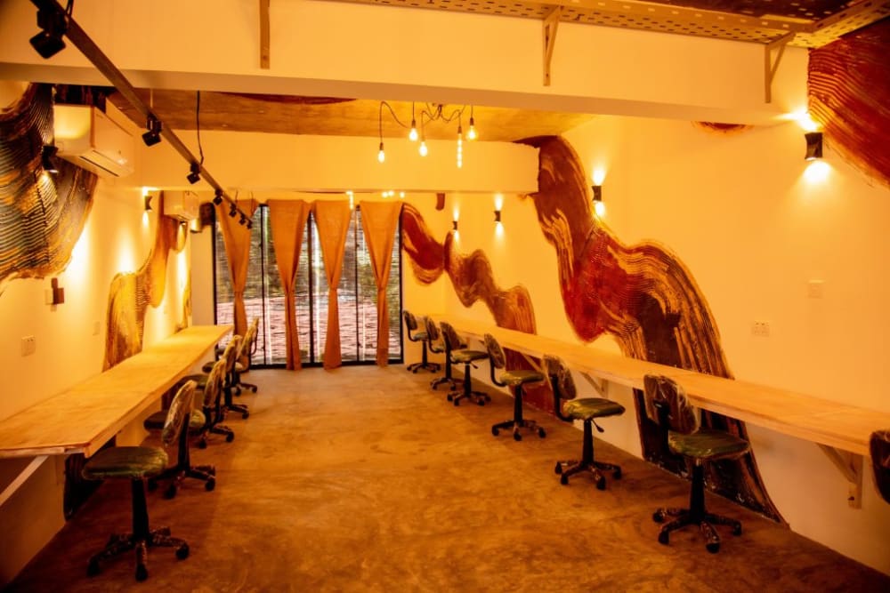 Colour Minds-Sarasavi