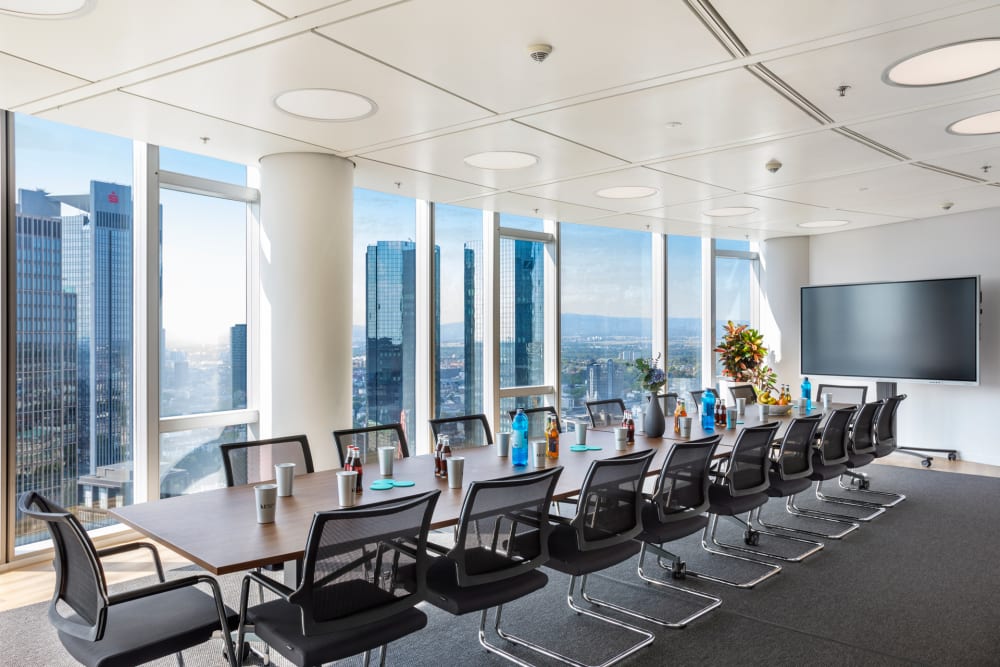 K-1 BusinessClub MainTower