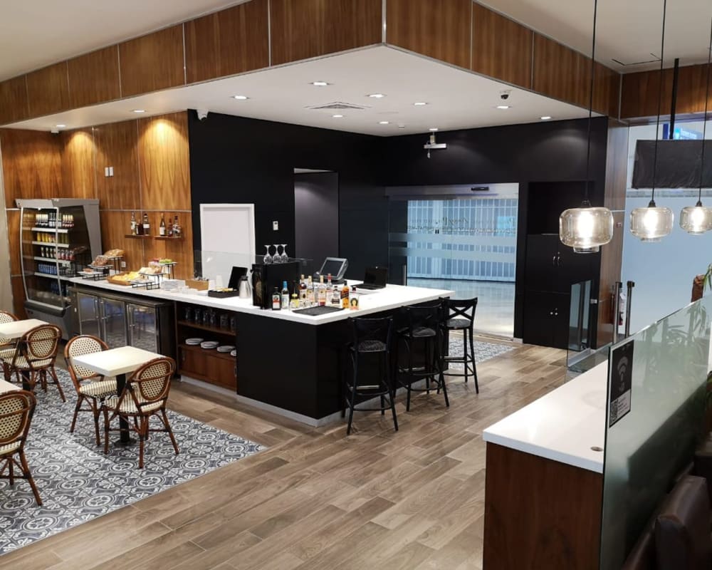 Plaza Premium Lounge MERA Business Lounge