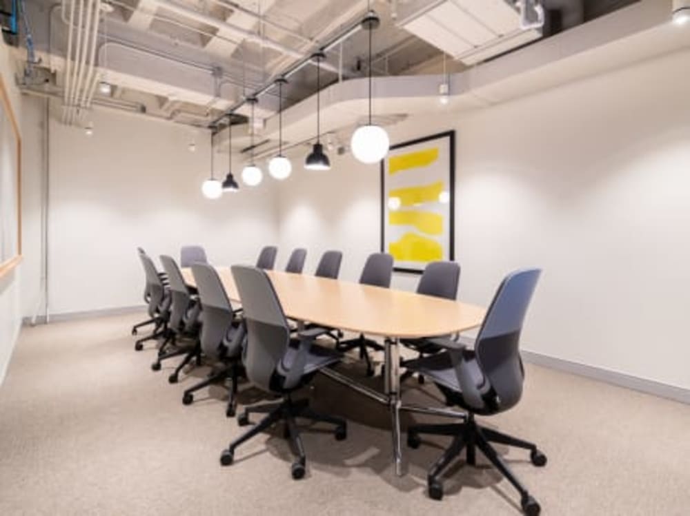 Spaces Bay St- Toronto