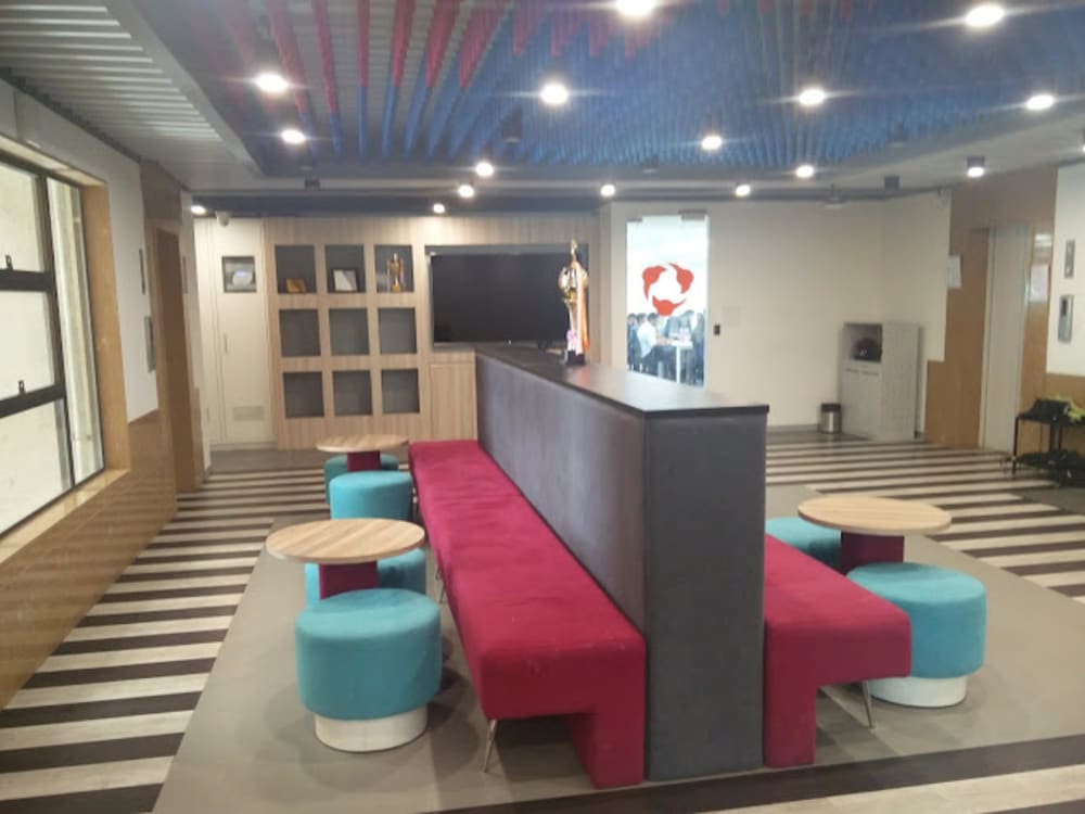 Awfis Lokhandwala Aston Building