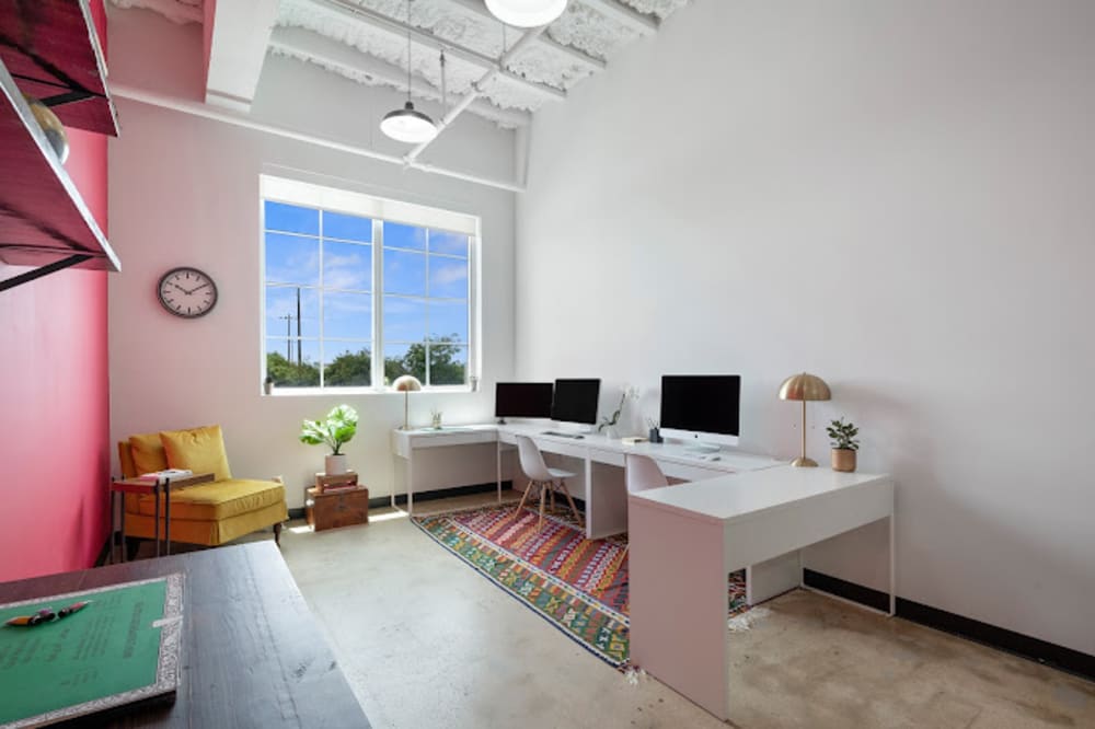 Ampersand Studios 31 NE 17th St