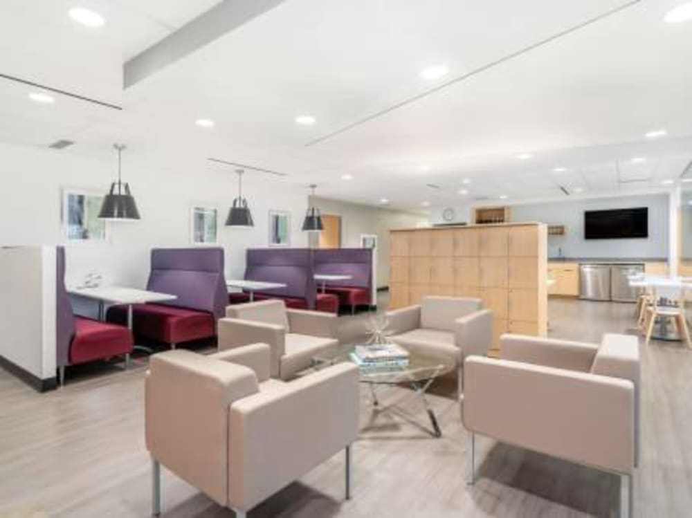 Regus Portage Ave- Canada