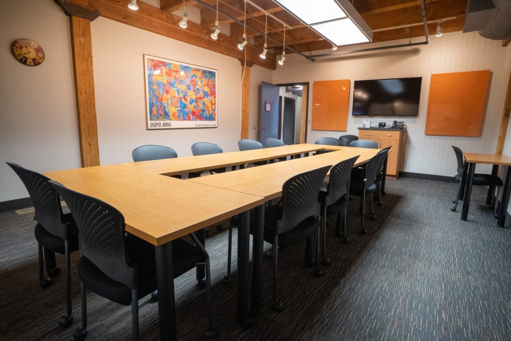 OffiCenters at International Plaza Bloomington