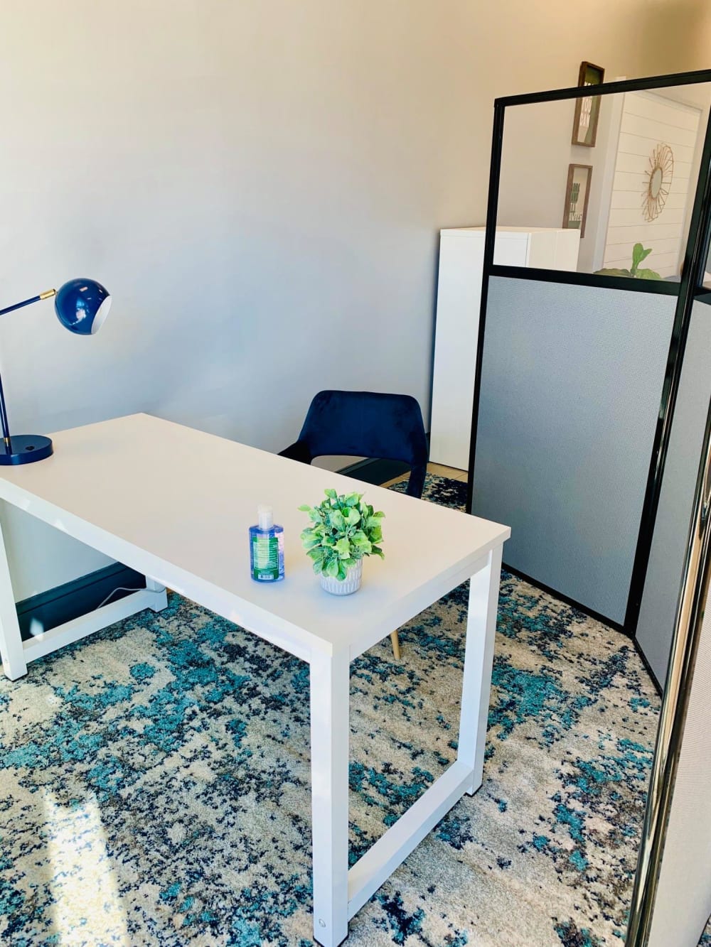 VividCowork Williams-Apex