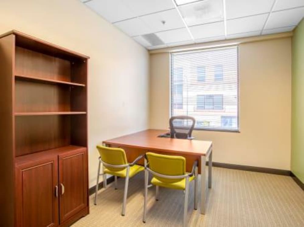 Regus Country Club Plaza