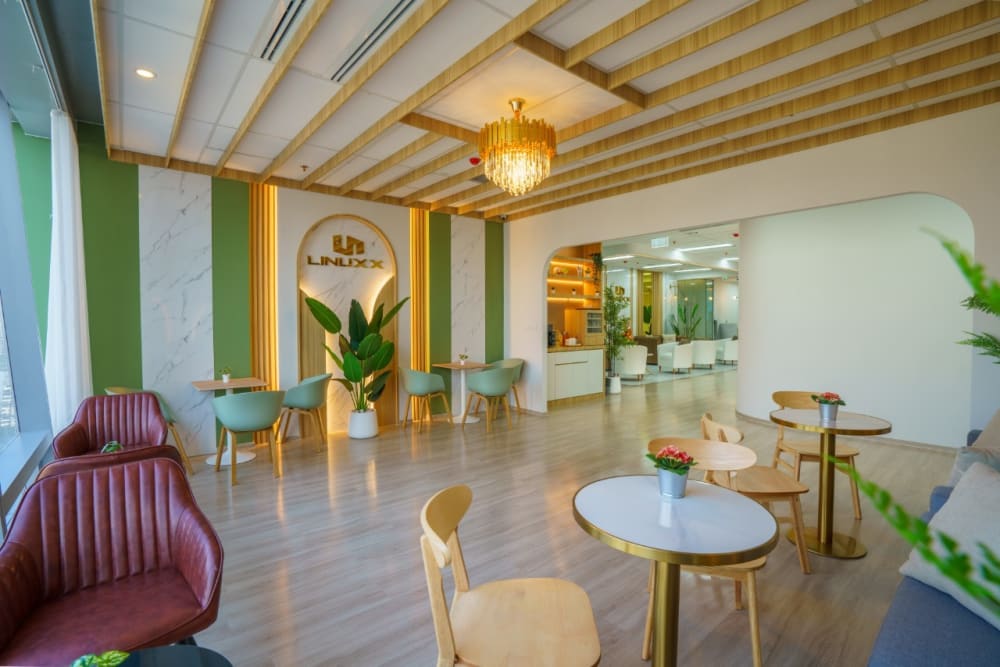 Vanissa Building, 24th Floor