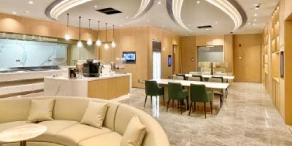 Plaza Premium Lounge XIYUE No 16 VIP Lounge