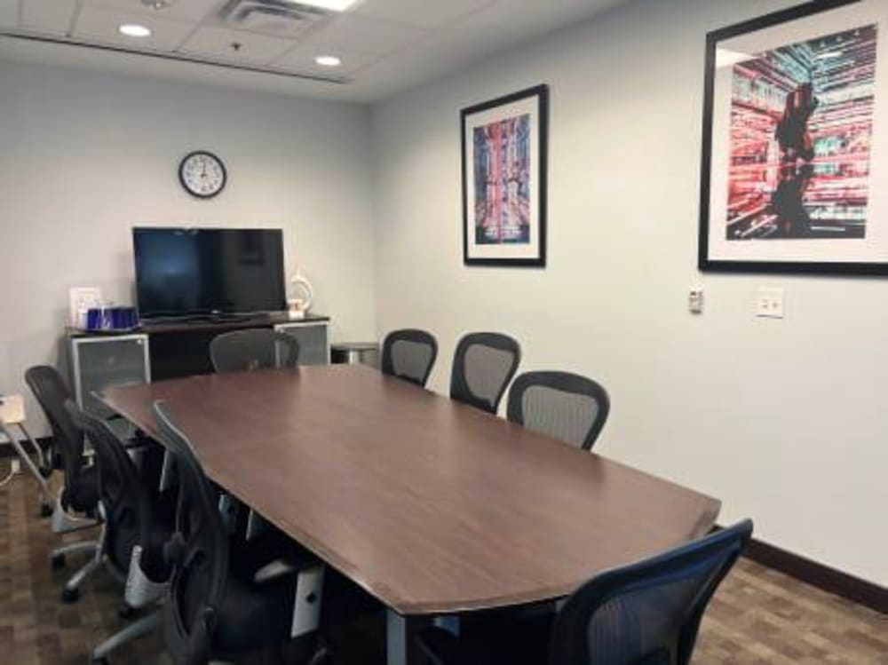 Regus Tryon St