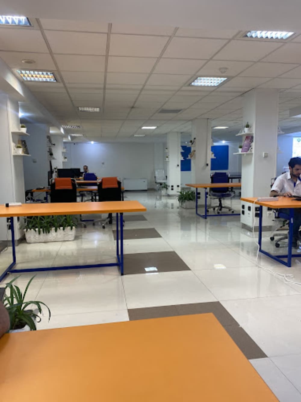 Humiana Creative House-Tehran