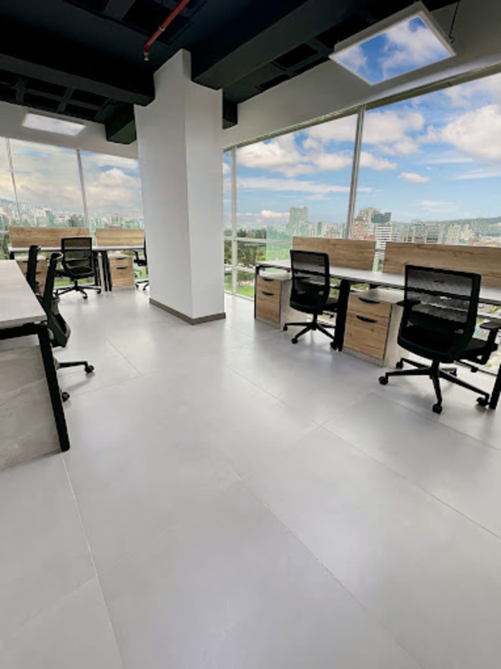 Regus- Quito Edificio Carolina Millenium