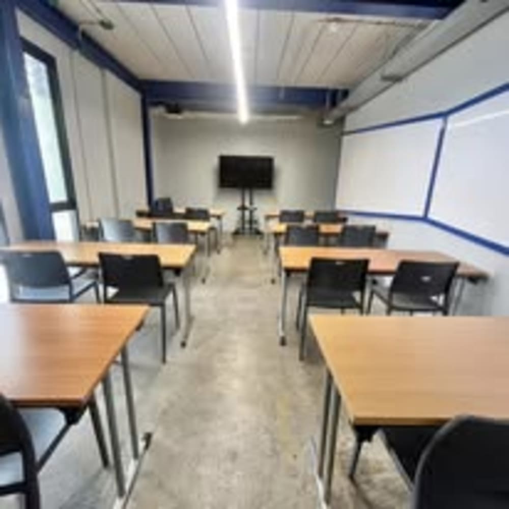 BIG Co-Working - Huai Khwang