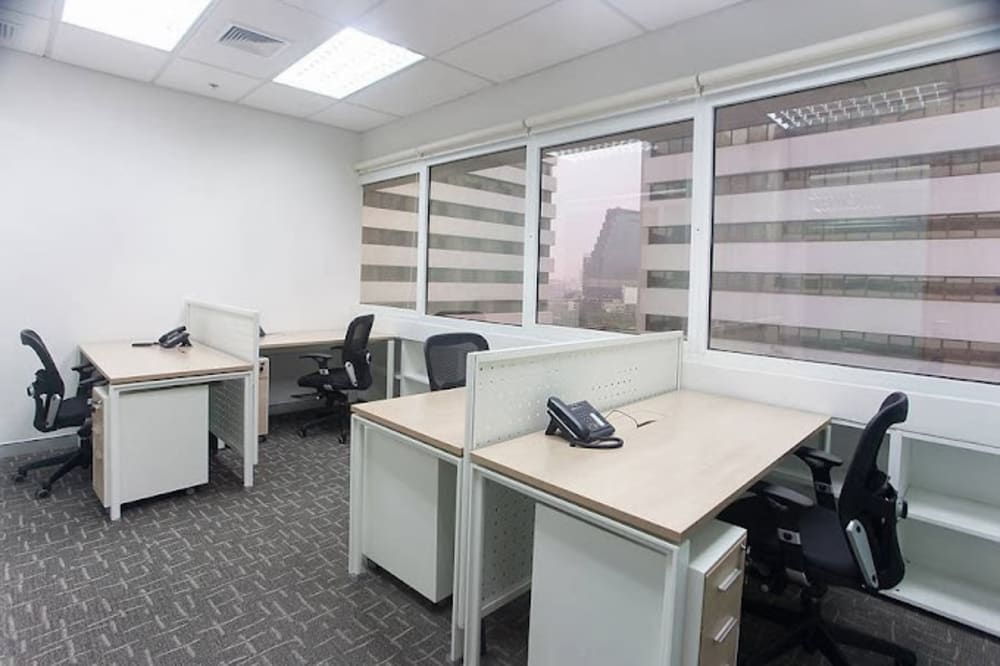 IW Office Thani Building Bangkok