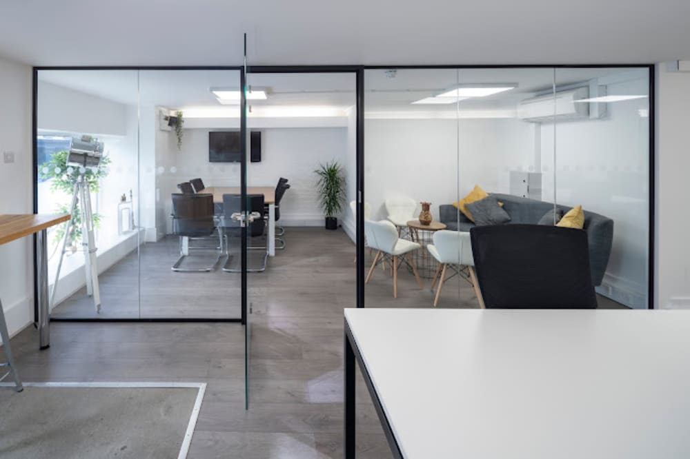 Airivo 91 93 Great Eastern Street