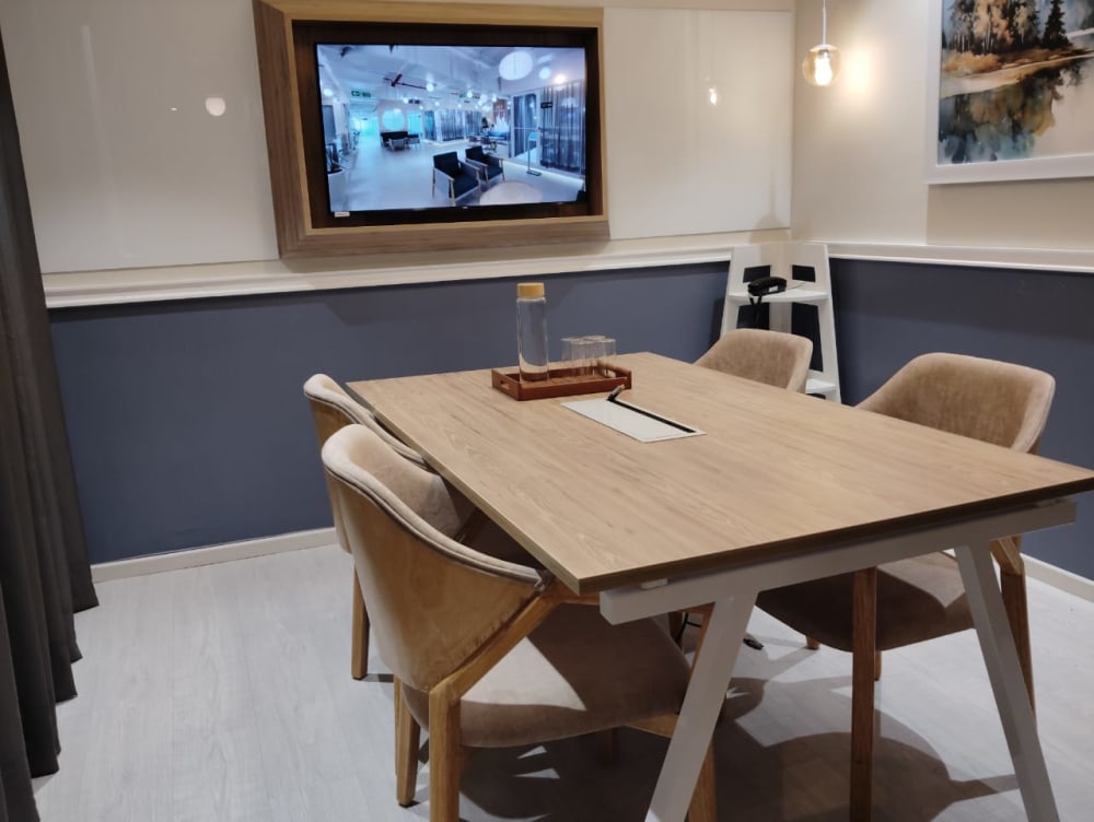 alt.f Noida Sector 62