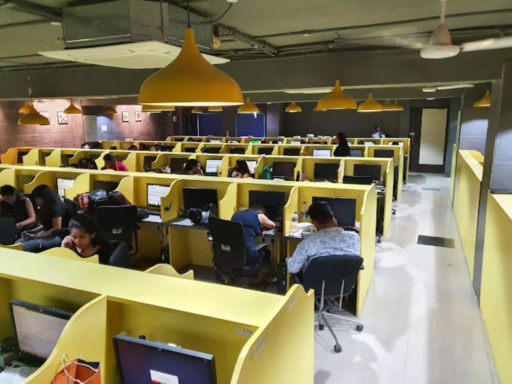 Space & Service Kirti Nagar