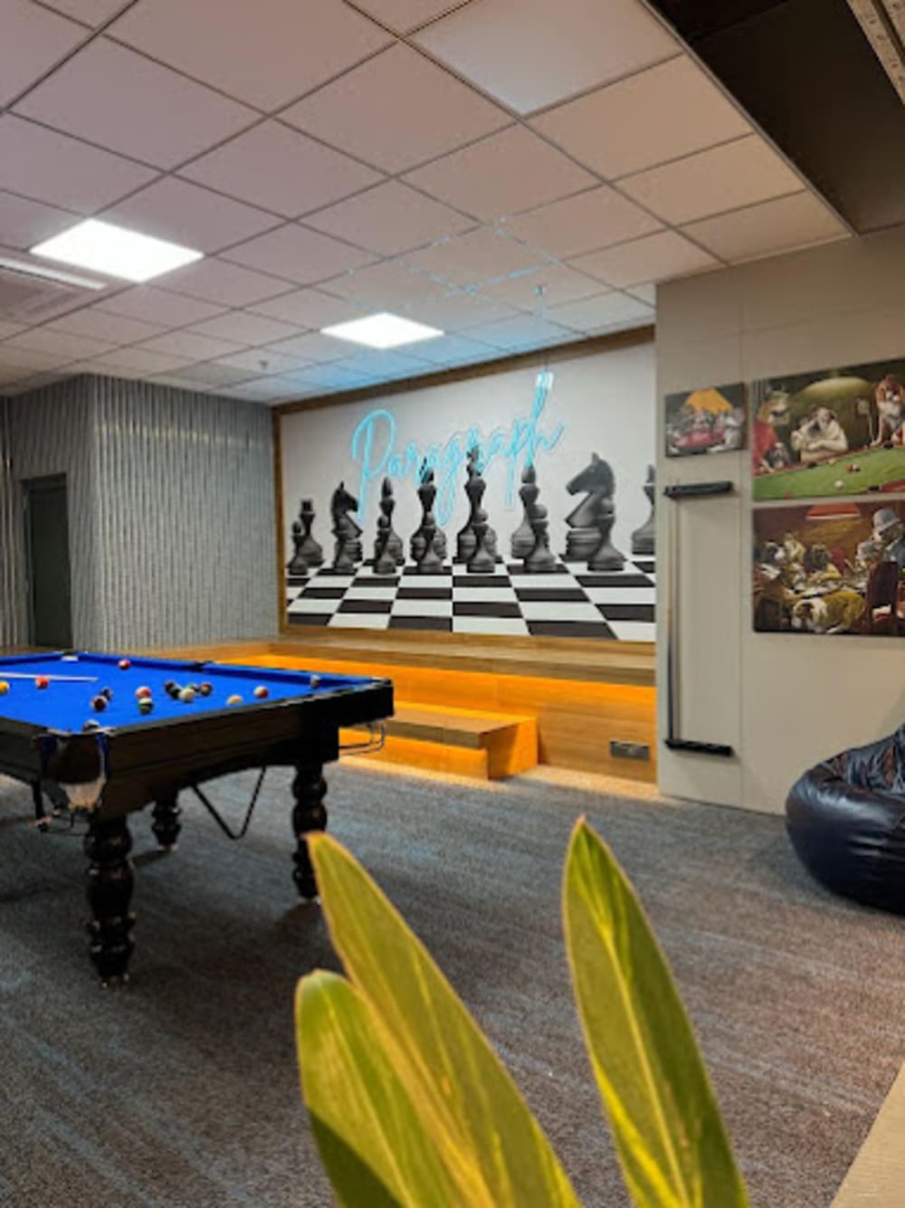 Paragraph Premium Coworking Space