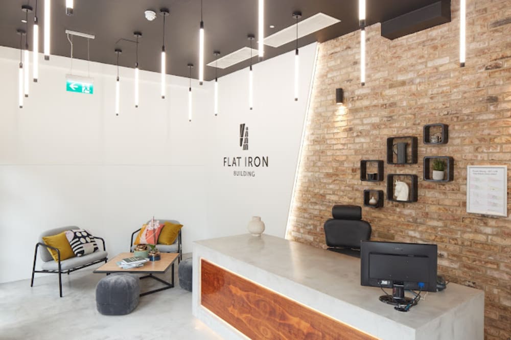 Flat Iron Building by Kitt