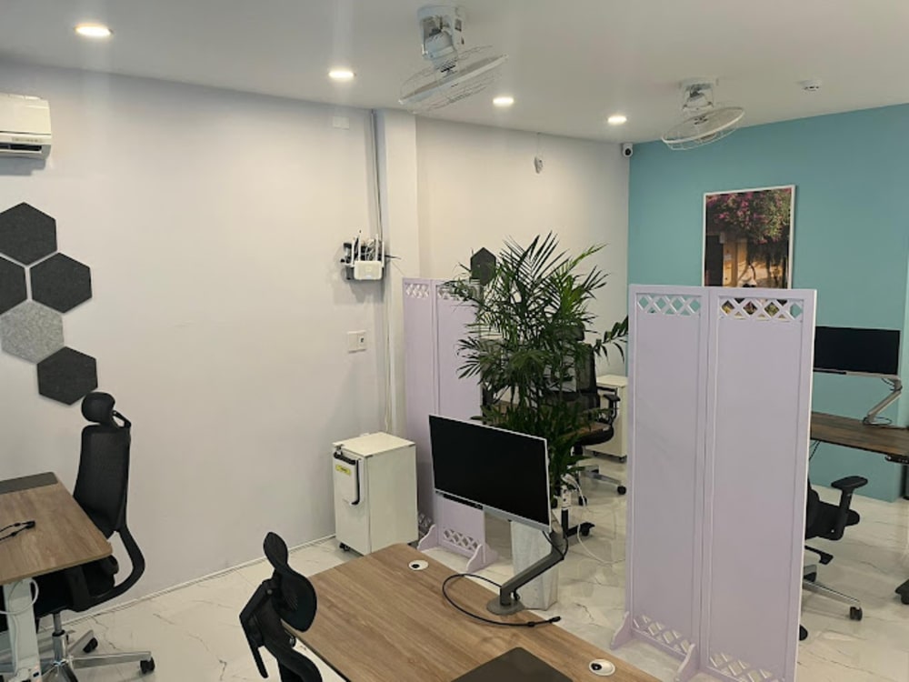 HIVE - Coworking Space & Cafe