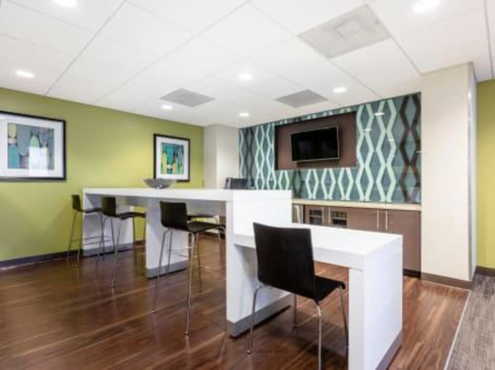 Regus Riverside Plaza Chicago