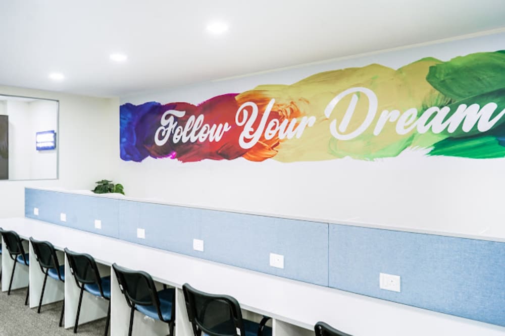 OurDesk Khar Study Work Thrive